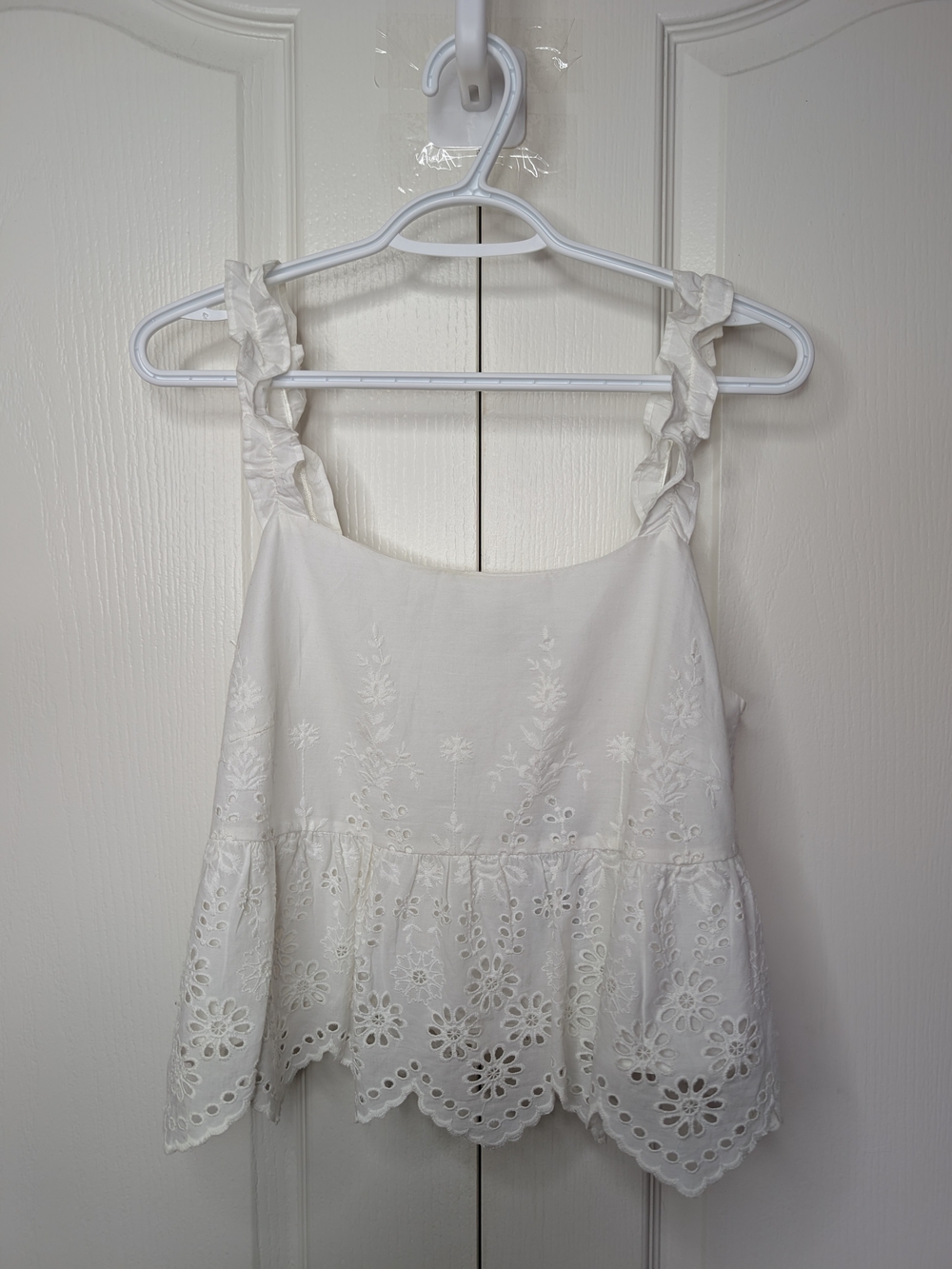 Vero Moda White Eyelet Ruffle Strap Camisole